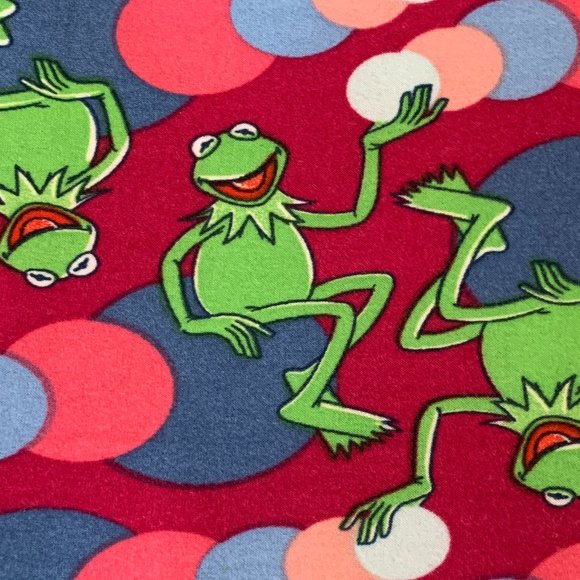 Nearly New LuLaRoe The Disney Collection Kermit the Frog Leggings - Picture 3 of 5